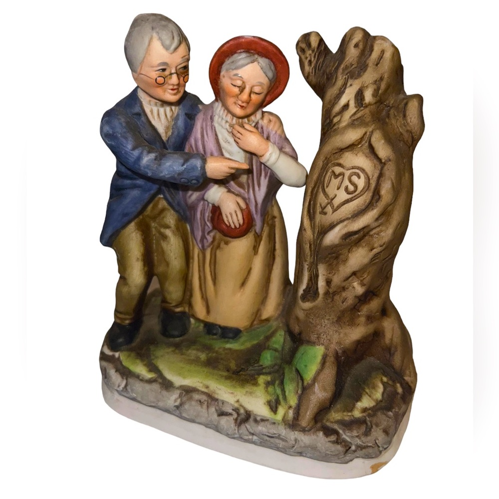 VINTAGE! Treasure Masters - Old Couple Porcelain Figurine- made in Taiwan